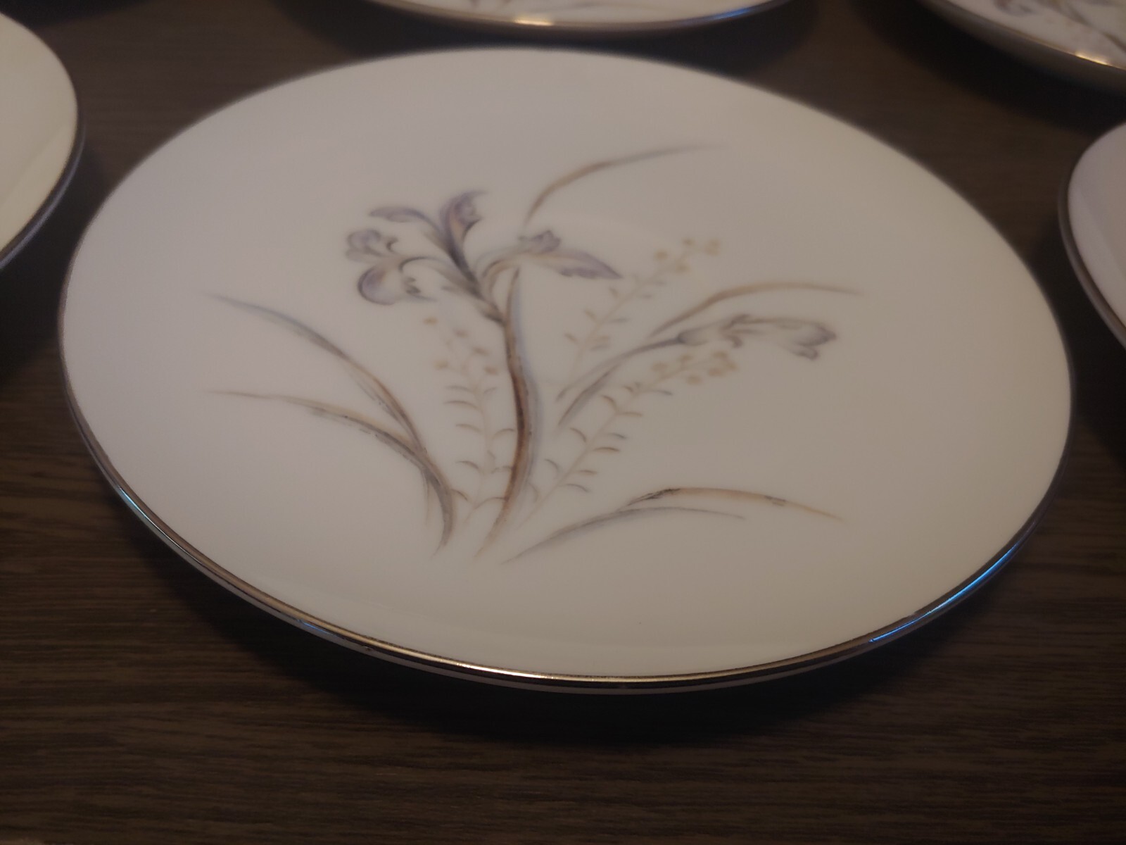 VINTAGE KYOTO FINE CHINA "Riviera" (7489) 30 Piece teacups and saucers