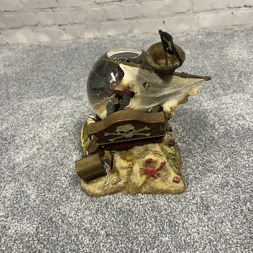 Rare Disney Pirates Of The Caribbean “Yo Ho A Pirates Life For Me” Snowglobe - Picture 2 of 10
