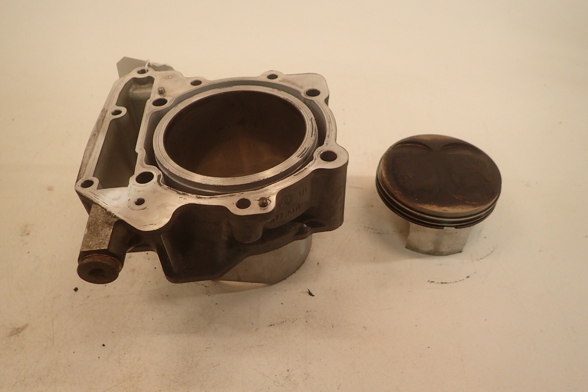 99 00 01 02 03 Aprilia RSVR 1000 RSV R mille front cylinder with