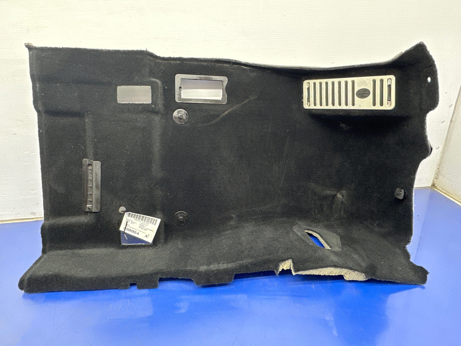 2017 - 2020 MASERATI LEVANTE M161 OEM FRONT DRIVER SIDE FLOOR RUG LINER | BLACK