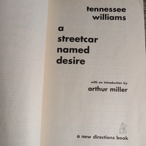 A Streetcar Named Desire by Tennessee Williams Classic 2004 Paperback Book - Picture 4 of 10