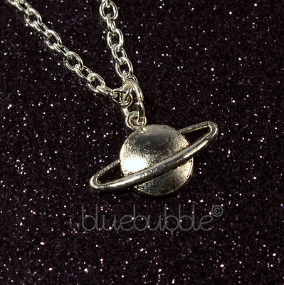 FUNKY SPACE PLANET HALSKETTE COOLE GALAXIE SPASS ASTRONOMIE GESCHENK NEUHEIT ALIEN UFO EMO