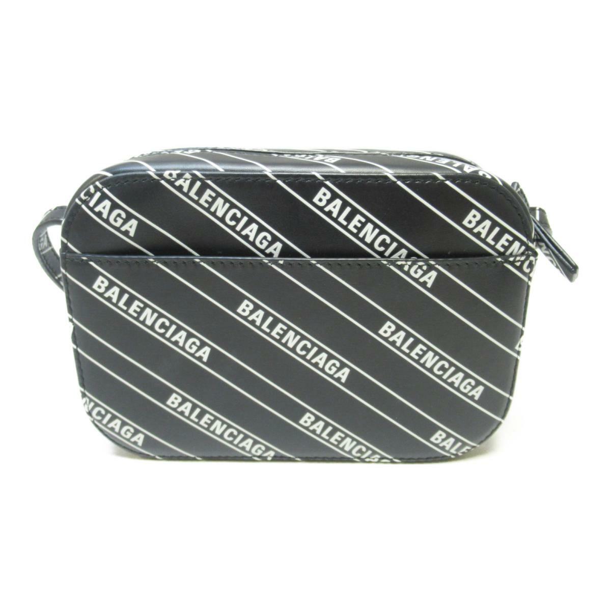balenciaga camera bag black