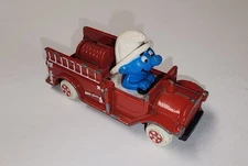 1982 ERTL Smurf #6 Diecast Fire Truck