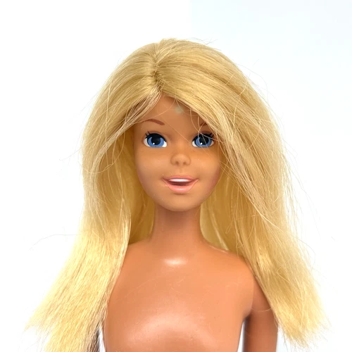 Vintage 1971-72 Sun Set Malibu Barbie Francie #1068 Blonde Tan Twist N Turn