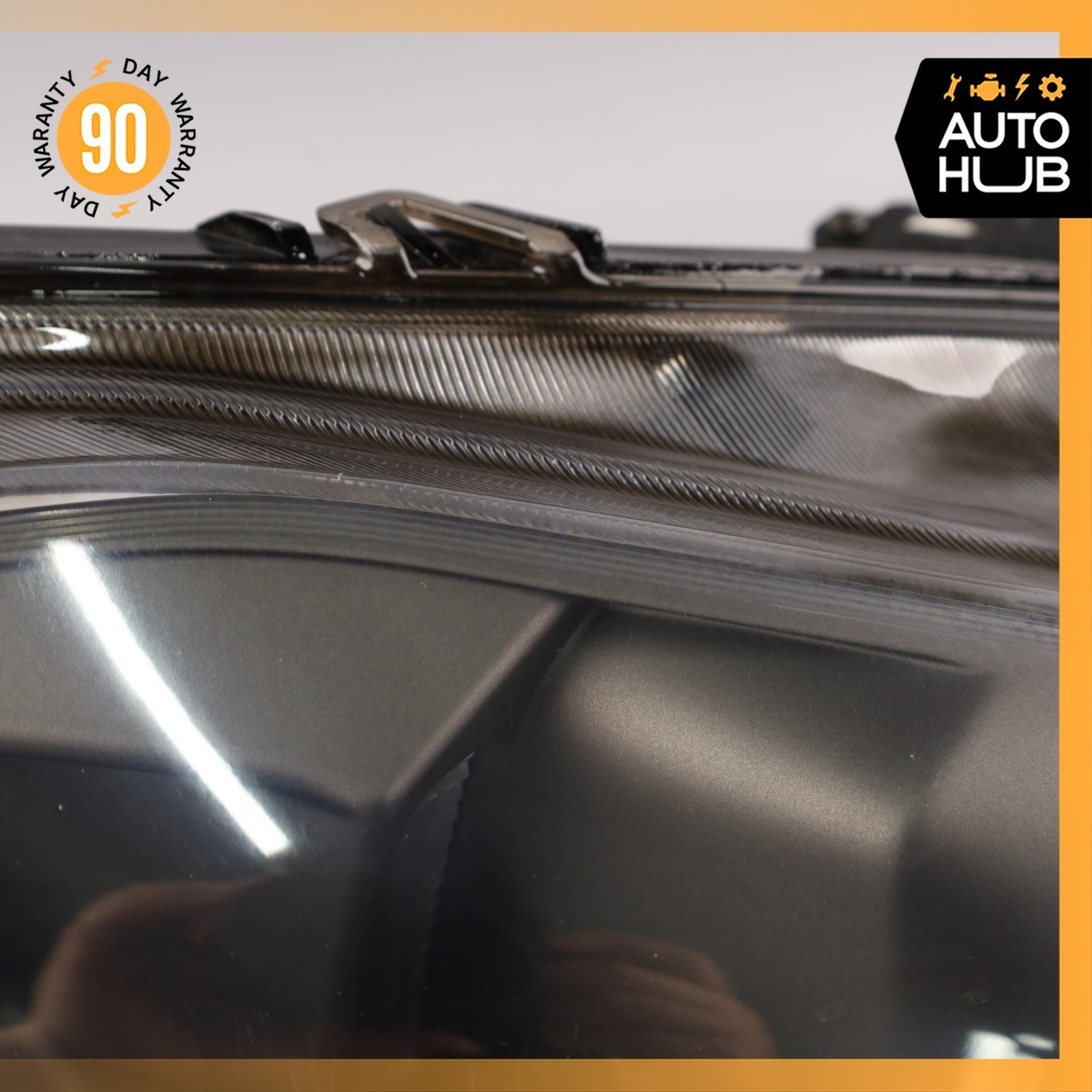 Maserati GranTurismo S 2008-2012 Right Headlight