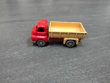 Matchbox Series Lesney No. 40 - Bedford 7 Ton Tipper Lorry - diecast model truck