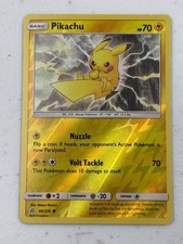 Pokemon Pikachu 66/236 Eclissi Cosmica Comune Reverse Holo quasi nuovo