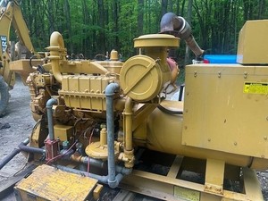 250kw Caterpillar G3406 Natural Gas Generator (4474 hours, video links attached)