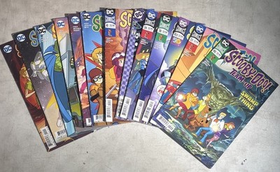 DC Comics Scooby-Doo! Team up lot of 13 comic books