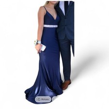 Navy blue Faviana formal / prom / maxi dress with silver beaded belt. Size: 0