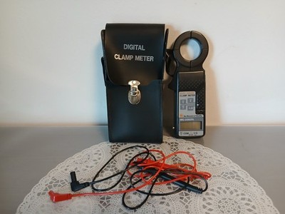 Digitale Strommessezange MIC 2060 CP  Digital Clamp Meter
