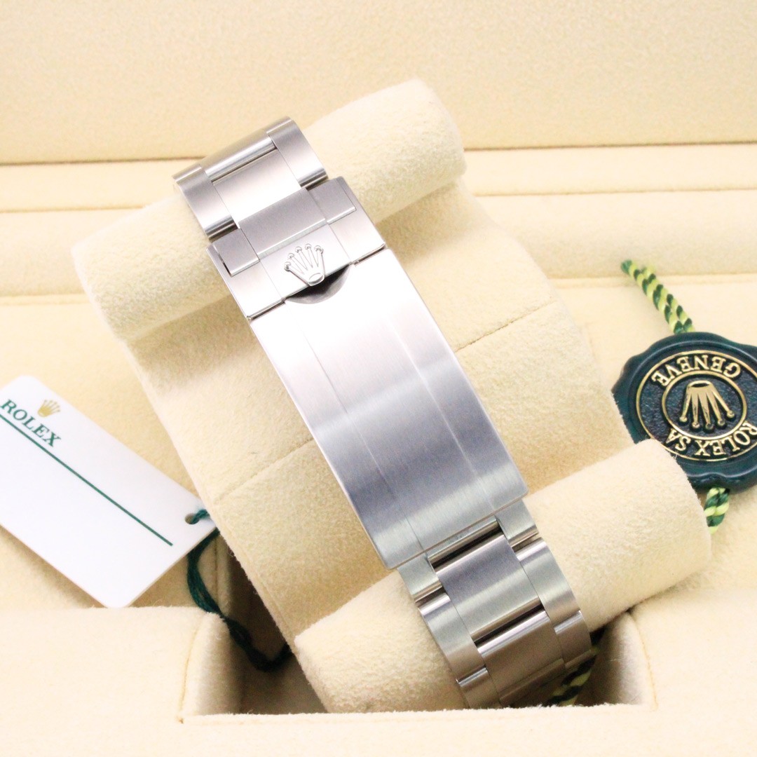 Rolex Submariner Date 126610LN Black Dial Oyster Bracelet 2023 image 7