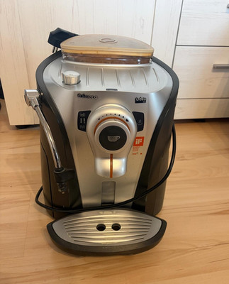 Saeco Odea Go Espressomaschine Bohnen  silber/schwarz defekt Kaffe
