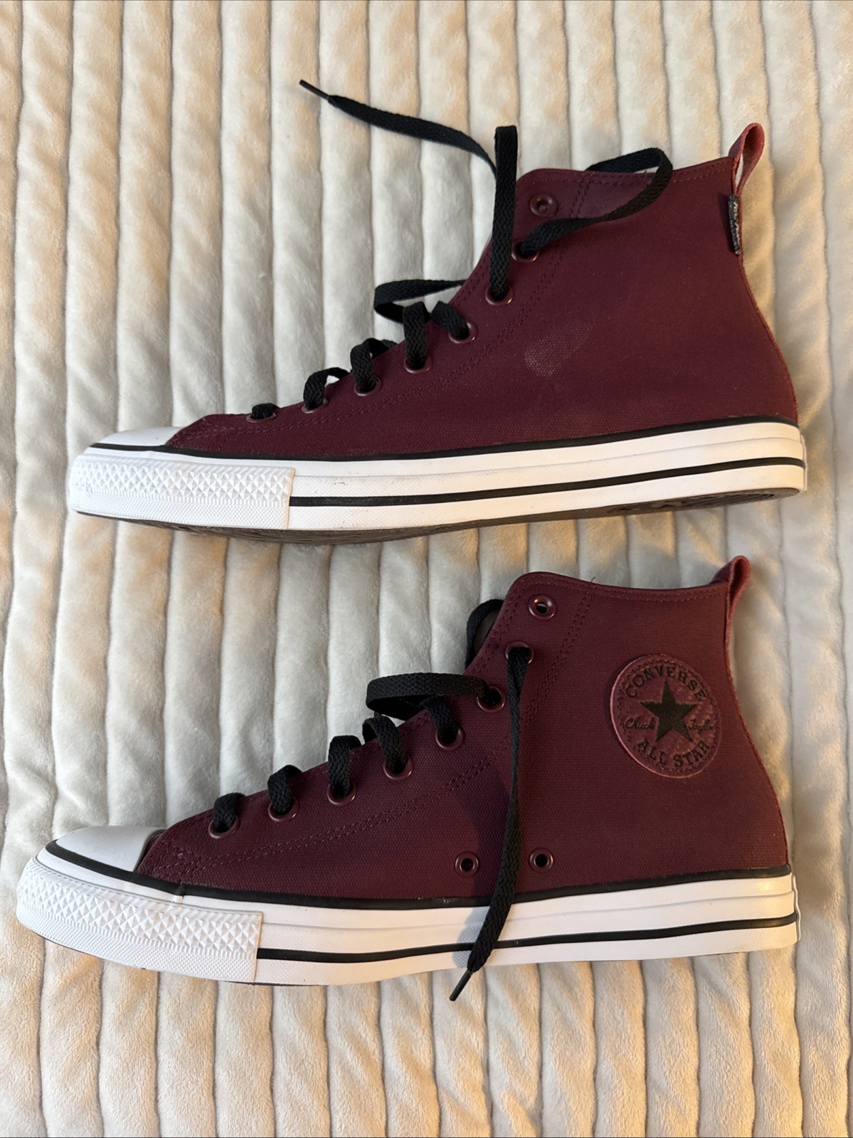 Size 10 - Converse Chuck Taylor All Star High All Black