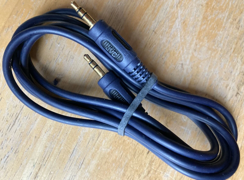 JVC CAR CD STEREO RADIO Jack to Jack 3.5mm iPod iPhone MP3 AUX IN Lead Cable - Image 3 of 4