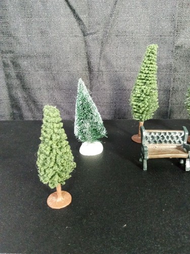 Department 56 Park Bench set & 6 Trees for lighted Christmas Village Accessories - Imagen 3 de 5