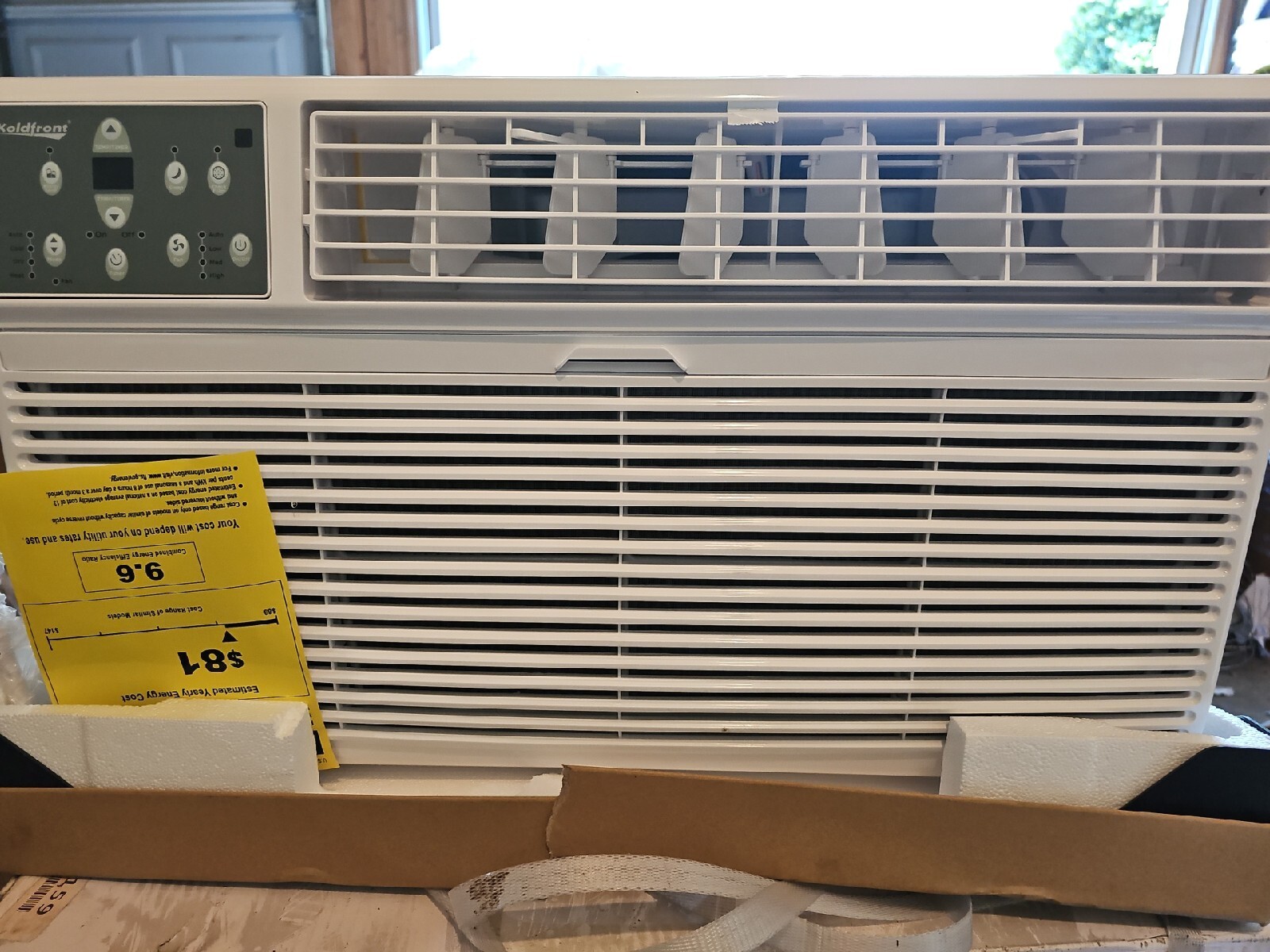 Koldfront WTC8001W 8000 BTU 115V Through the Wall Air Conditioner