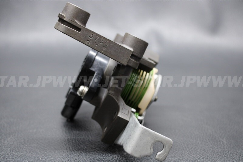 ULTRA310XSE'17 OEM (Throttle) LEVER-ASSY-THROTTLE Used ULTRA310XSE'17 OEM (Throttle) LEVER-ASSY-THROTTLE Used