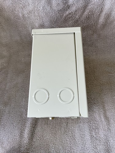 INTERMATIC Low Voltage Pool/Spa PX300 Transformer,1 Phase,300VA,12V (27) - Picture 7 of 8