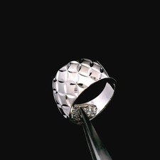 14KT White Gold Band Ring   Size 6   4.98g 3.2 DWT 