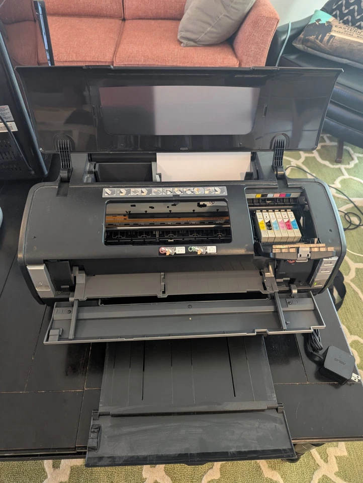 Epson Stylus Photo 1400 Wide-Format Color Inkjet - C11C655001 - Image 2 of 4