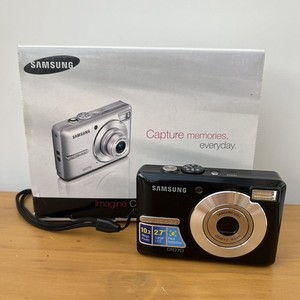 Samsung D1070 10.2MP Digital Camera Black Zoom 6.3-18.9mm Tested & Working Boxed