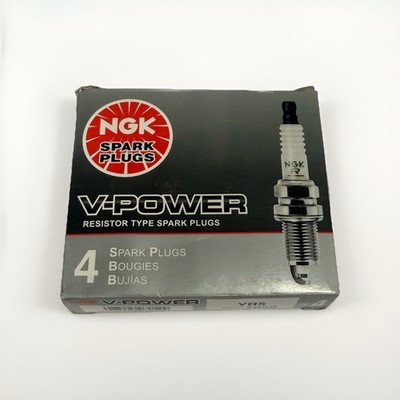 Karton mit 4 NGK V-Power Zündkerzen - YR5 - 7052