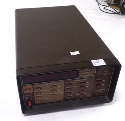 KEITHLEY 595 QUASISTATIC CV MTR 10FF-20NF, DC CURRENT 1 FA-200UA, OUTPUT -20-20V
