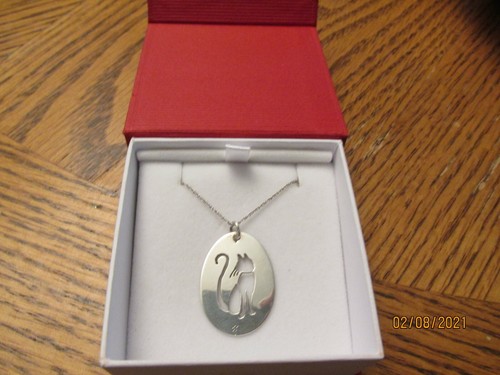 New Silver Plated Cat Pendant on delicate Silver chain-Stamped ITALY 925-REDUCED - Picture 6 of 8