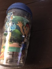 TERVIS 10 OZ JAKE AND THE NEVERLAND PIRATES WAVY WRAP TUMBLER With Lid