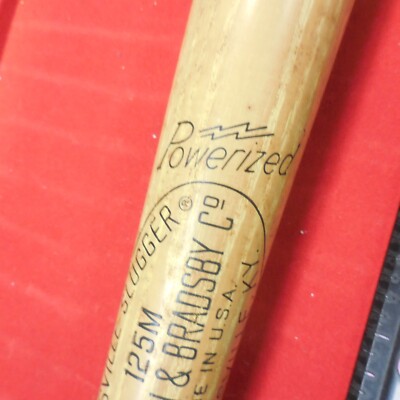 LOUISVILLE SLUGGER 125M HILLERICH & BRADSBY ROGER MARIS
