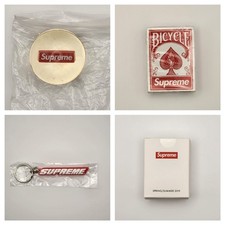 Lote Supremo de Hype Bola Hinchable Transparente Mini Baraja de Cartas Gorro de Ducha Llavero