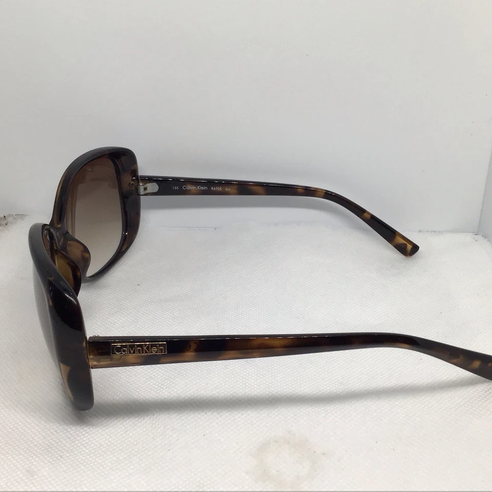 Gafas de sol para mujer Calvin Klein R670S marco tortuga marrón degradado lentes 60-16 Foto 2 de 4