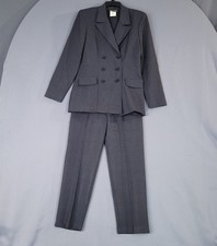 Suits Us Women's Grey 7/8 Polyester Double Breasted Pantsuit