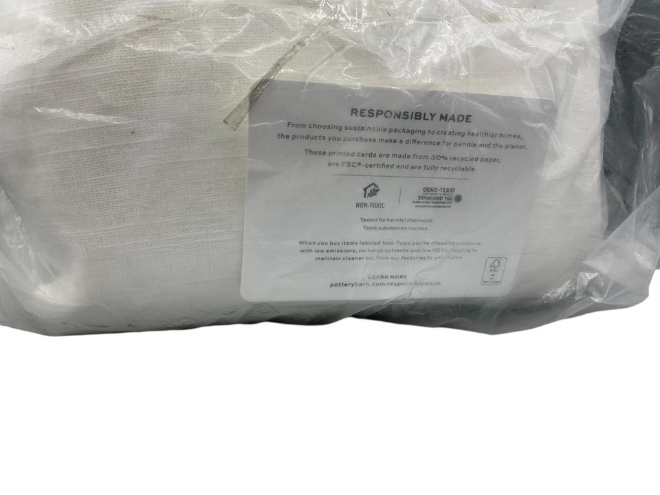 Cortinas de poste plisado Pottery Barn Emery 50" X 84" un panel Foto 3 de 4