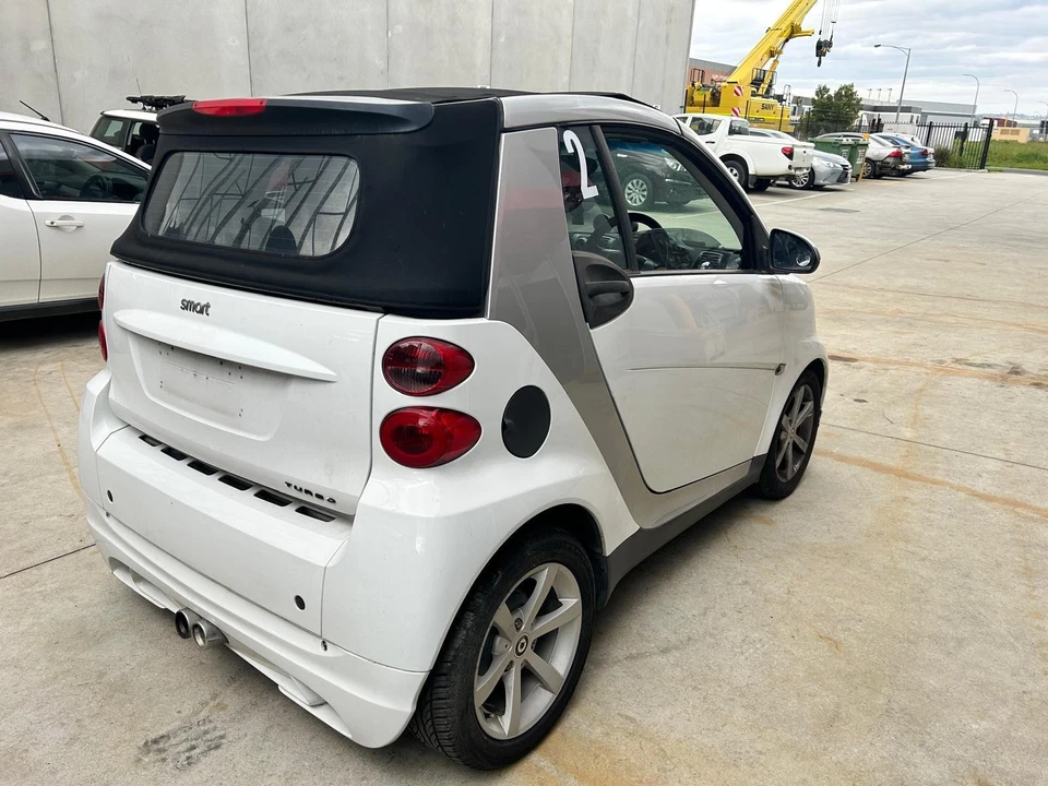 SMART FORTWO RIGHT DOOR MIRROR W451 02/08-12/14 - image 3 of 4