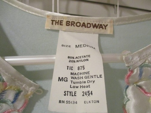 The Broadway Vintage Nightgown Nightie M Blue Women's Machine Embroidery NWT - Picture 3 of 8
