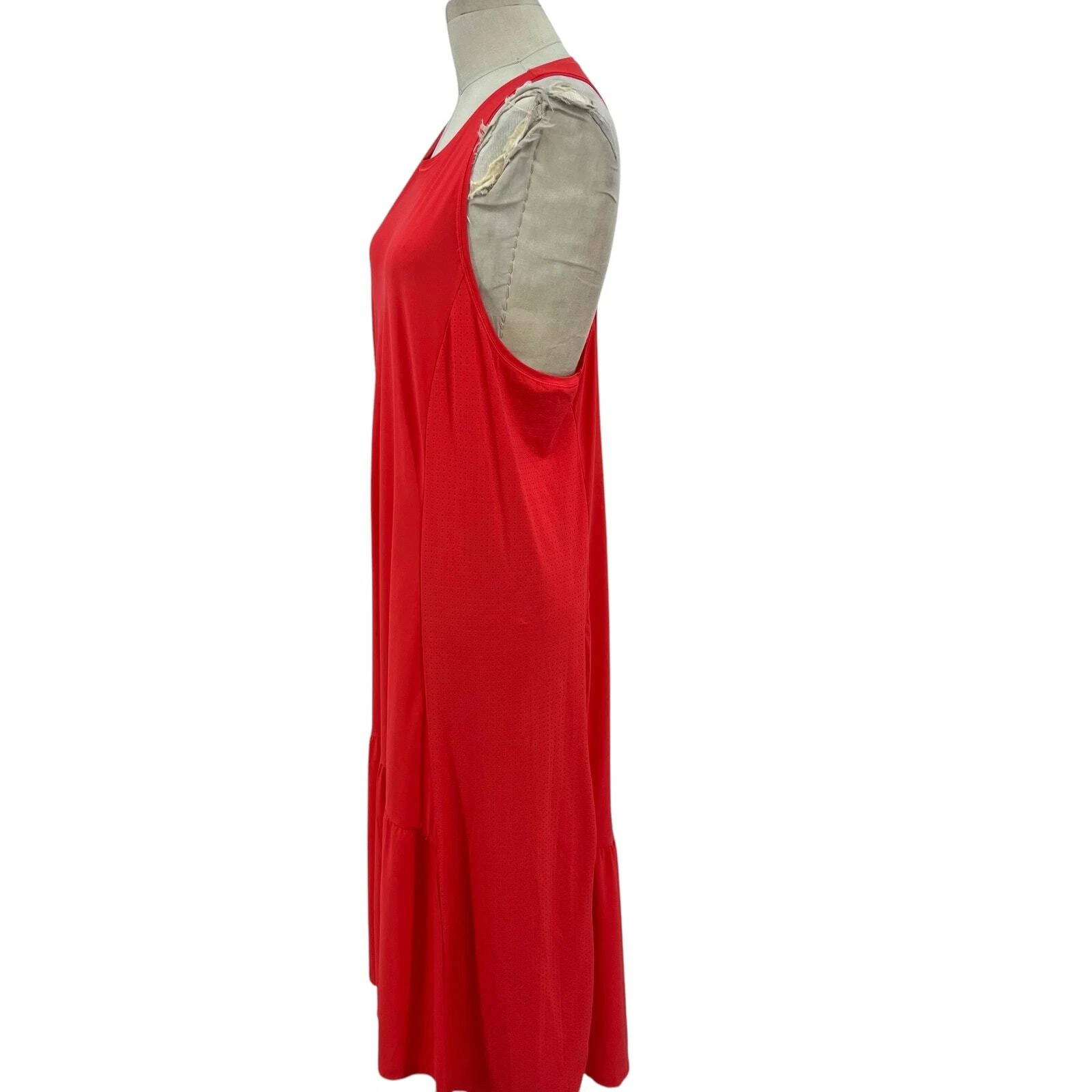 sweaty-betty explorer ace midi sleeveless lightweight 