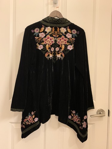 Embroidered Velvet Cardigan Kimono NWT M - Picture 7 of 7