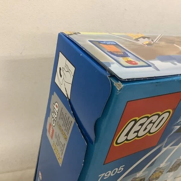 LEGO 7905 City Building Crane Factory Sealed Damaged Box Express F/S - Image 3 of 4