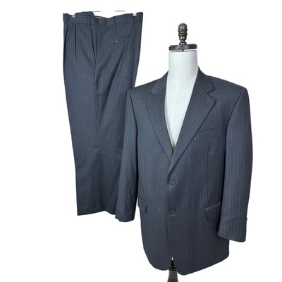 Savile Row Men's Gray Pinstripe Wool Suit 2 Button 100% Wool Made In Canada