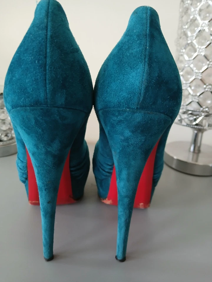 Tacones para mujer Christian Louboutin talla 41 Foto 4 de 4