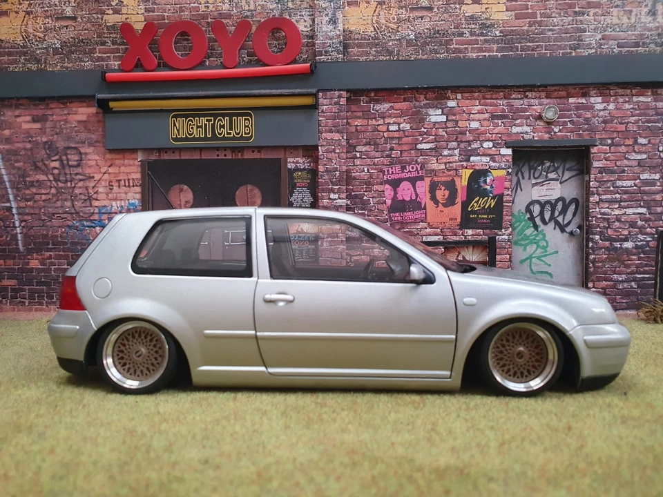 VW golf 4 IV GTi 1/18 Norev tuning modified umbau conversion jantes alu + boîte - Photo 2/4