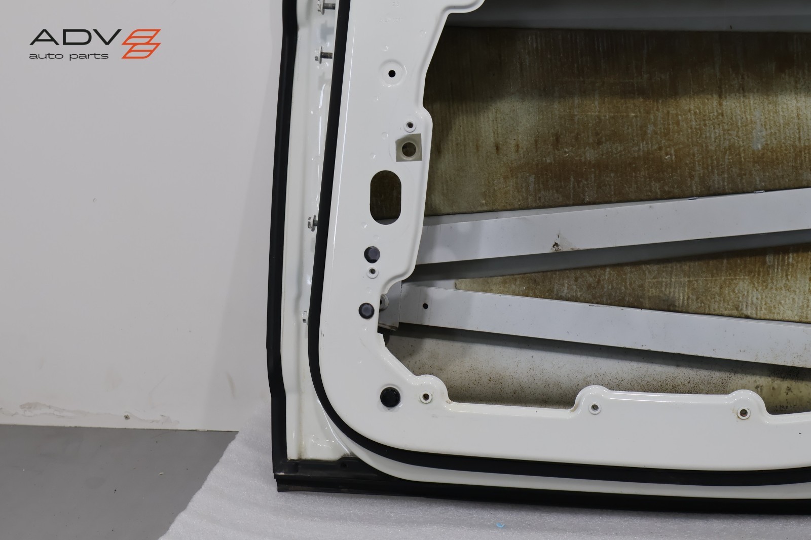 2006 - 2012 BENTLEY CONTINENTAL REAR RIGHT PASSENGER SIDE DOOR SHELL PANEL OEM