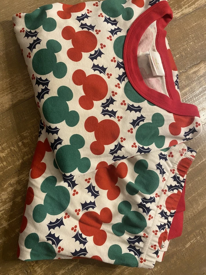 Hanna Andersson 迪士尼成人 L 有机棉米奇冬青圣诞睡衣套装 — 第 4/4 张图片