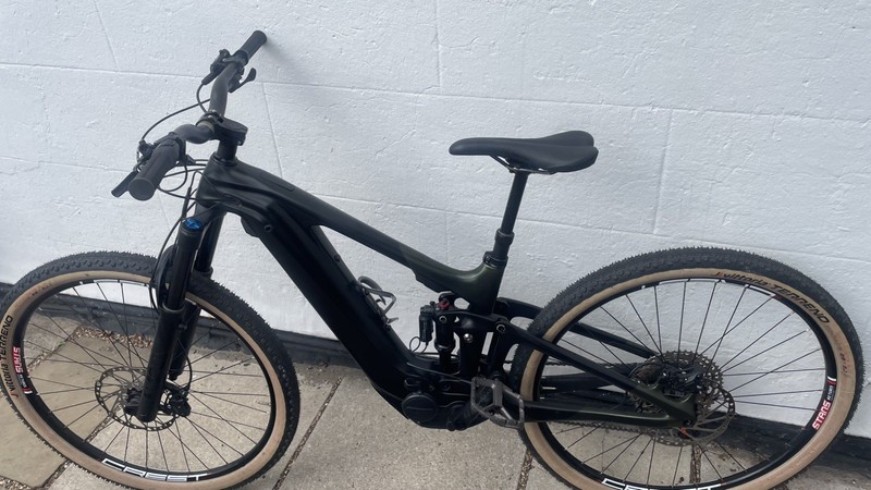 Giant Trance Mountain Bike Full Suspension Small frame 29" Wheel