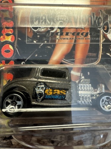 Hot Wheels Custom 32 Ford Gas Monkey - In Hot Wheels Protector - Picture 3 of 4