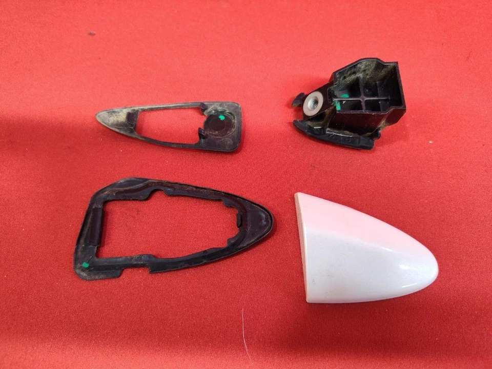 2007-2015 Lexus IS250 IS350 maçaneta dianteira direita do passageiro com base branca - Imagem 2 de 4