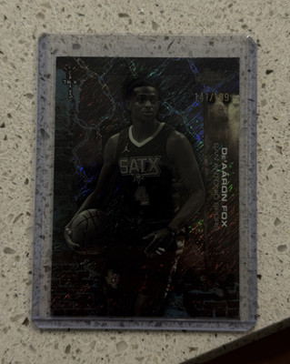 Topps Chrome 2024-25 De'Aaron Fox San Antonio Spurs #60 Serial Numbered /199